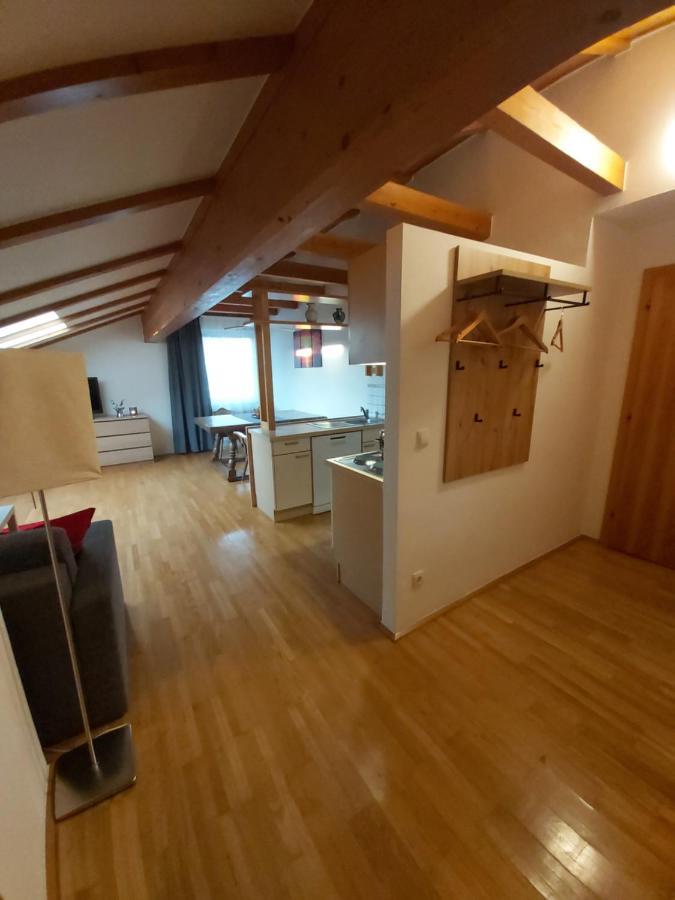 Apartment Ladinger ราดชตัดท์ ภายนอก รูปภาพ